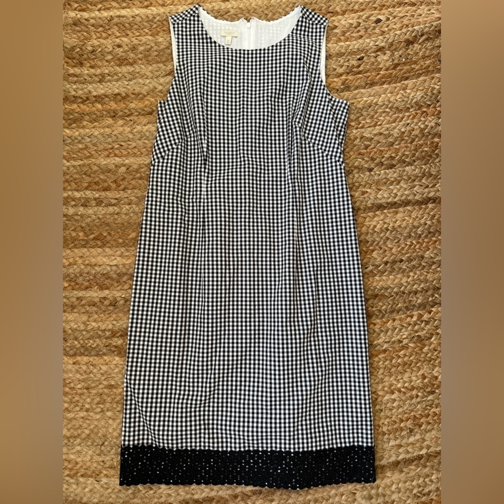 Talbots 10 Petite Black & White Gingham Cotton Dress with eyelet trim